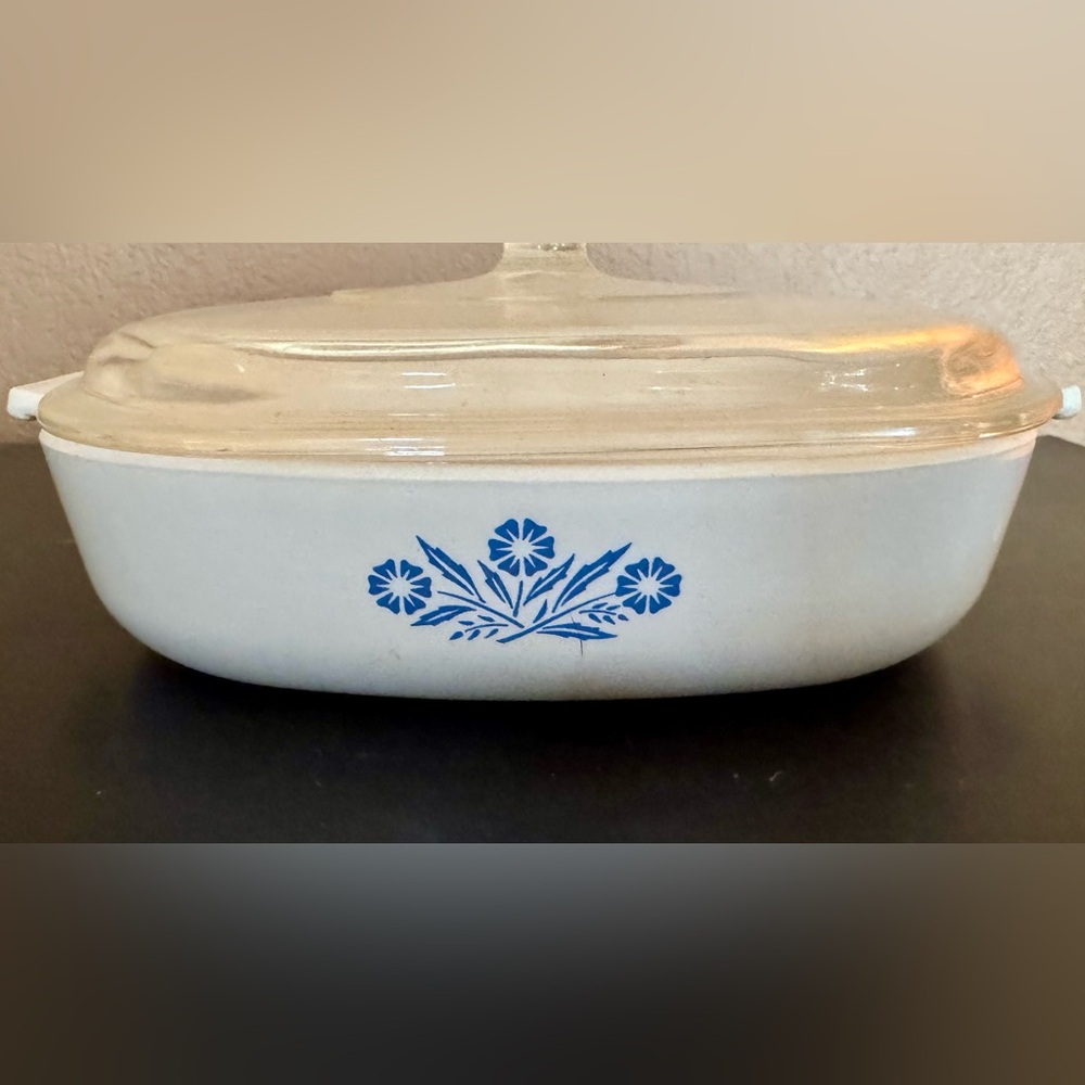 Vintage Blue Cornflower Corning Ware 9" W/ Lid